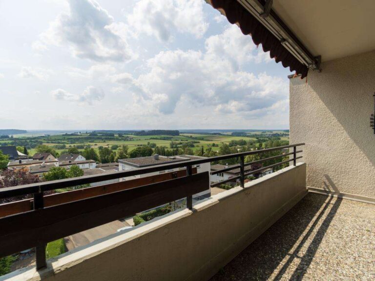 3-Zimmer-Wohnung mit traumhafter Aussicht