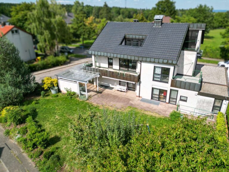 Einzigartiges Architektenhaus mit Einliegerwohnung!