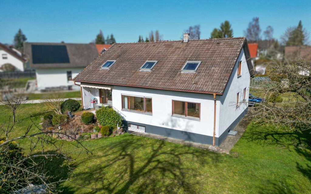 Seltene Gelegenheit: Großzügiges Einfamilienhaus mit zwei Grundstücken in Weigheim