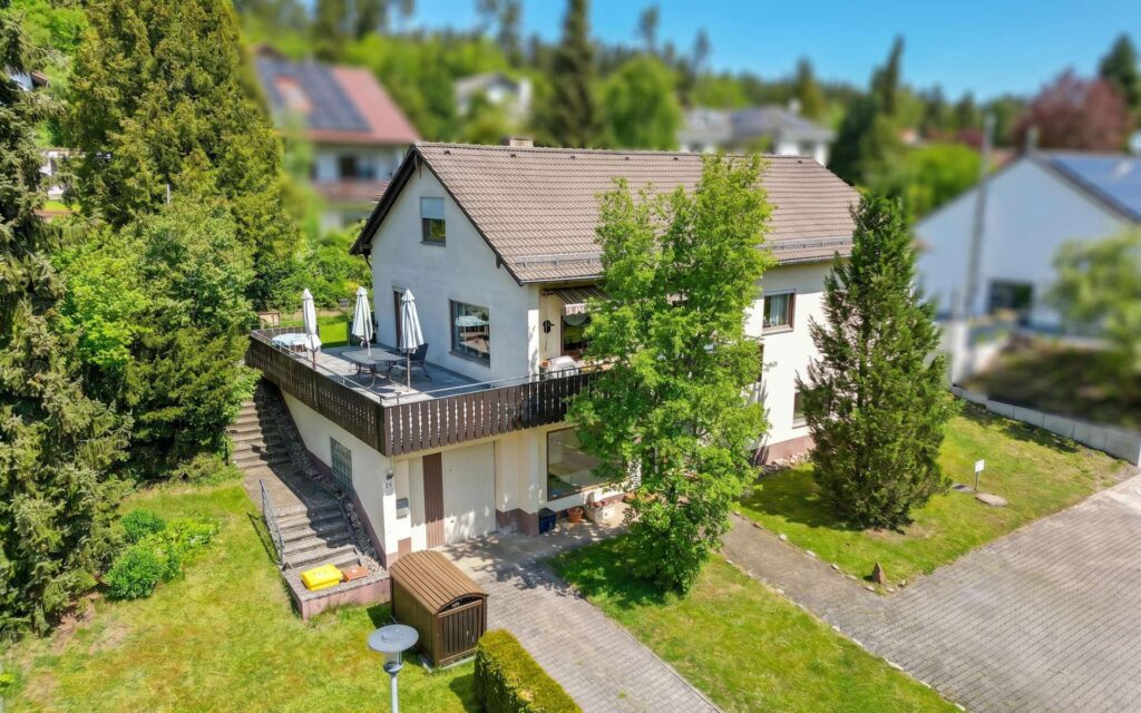 Schönes Einfamilienhaus mit Gewerbebereich in Niedereschach-Kappel