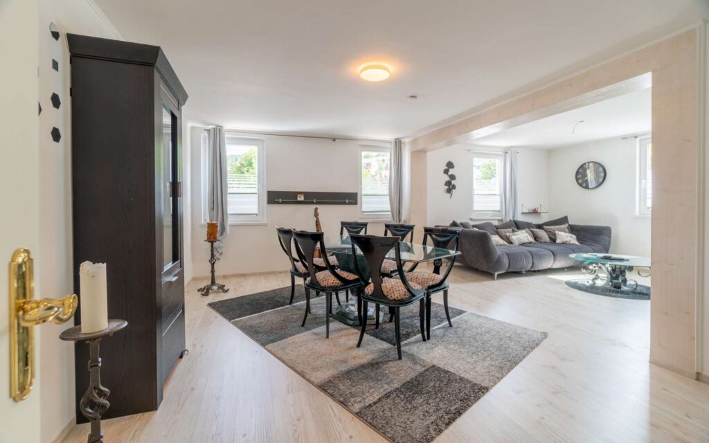 Großzügig, zentral und modern – 4,5-Zimmer-Wohnung im Herzen von Vöhrenbach