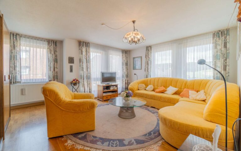Gut aufgeteilte 2-Zimmer-Wohnung mit schöner Aussicht