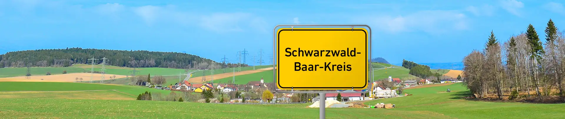 Ortsschild Schwarzwald-Baar-Kreis vor Landschaft