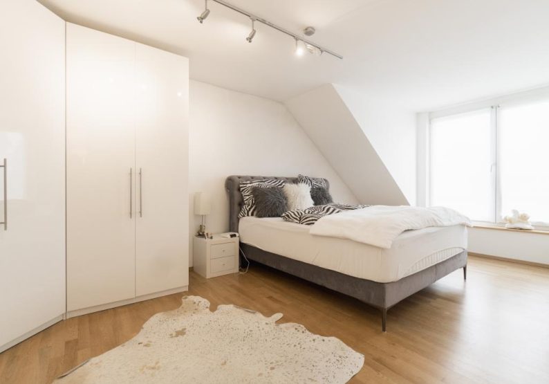 Schlafzimmer 1